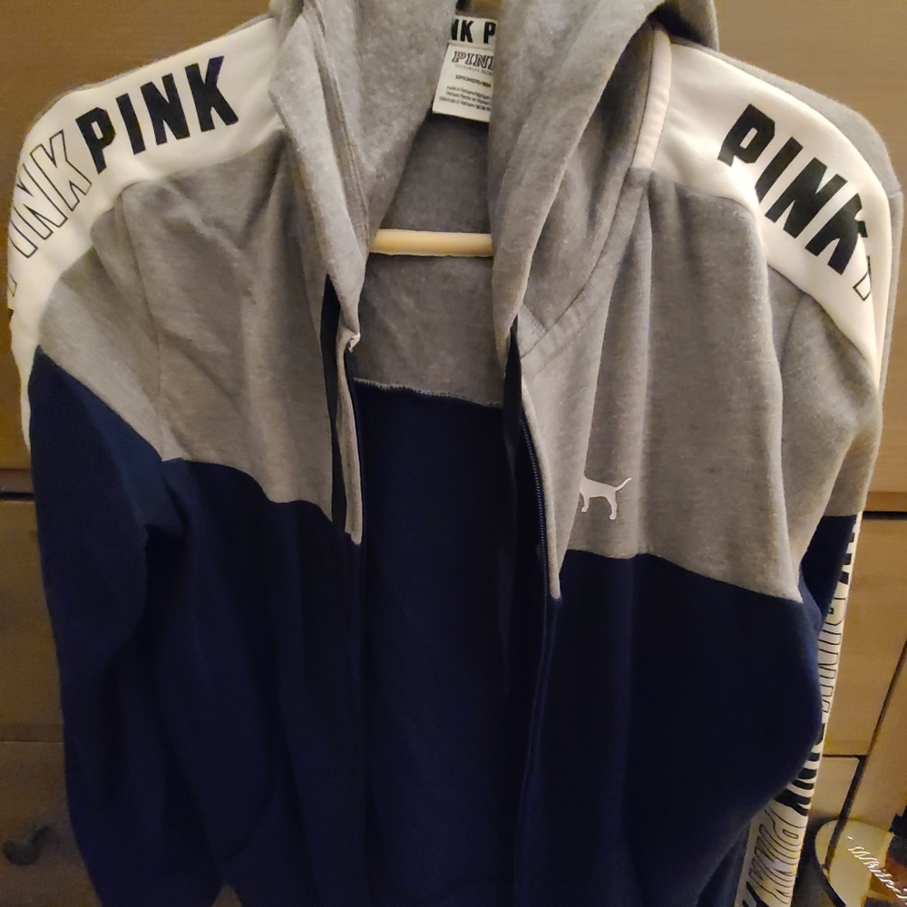 PINK Victoria's Secret hoodie Size Small